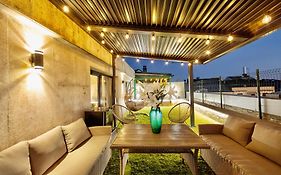 Lucus Skyline & Terrace By Lugo Collection